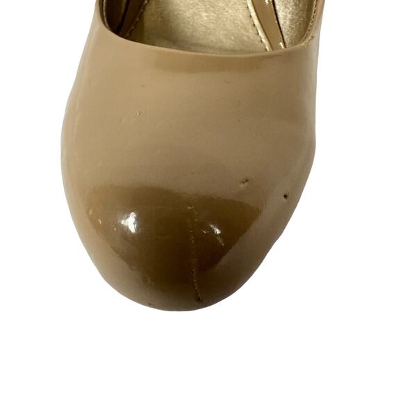 ￼CL By Laundry Tan Wedge Size  7 1/2 - Picture 7 of 8